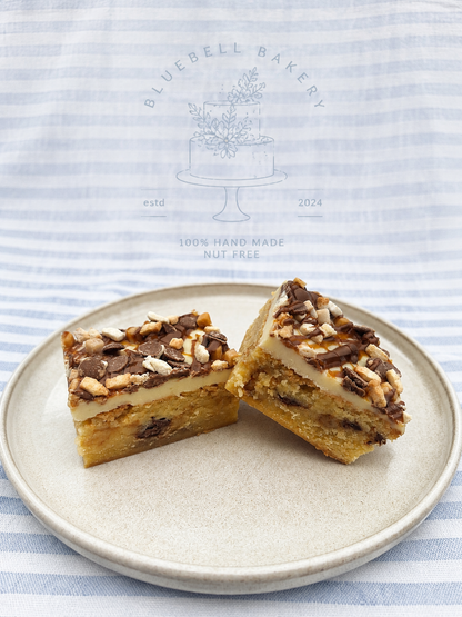 Twix Caramel Blondie