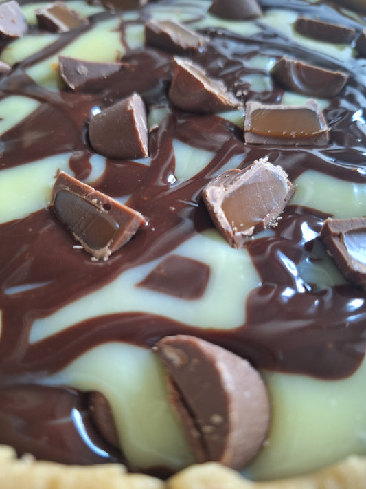 🤎 Rolo Cookie Pie