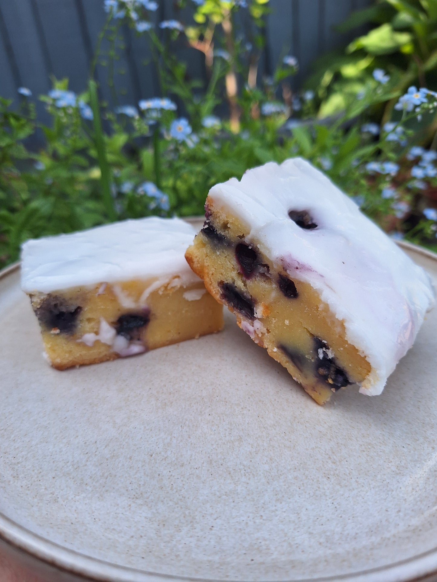 Lemon and blueberry blondie