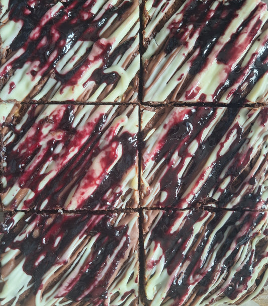 Blackberry & White chocolate Brownie